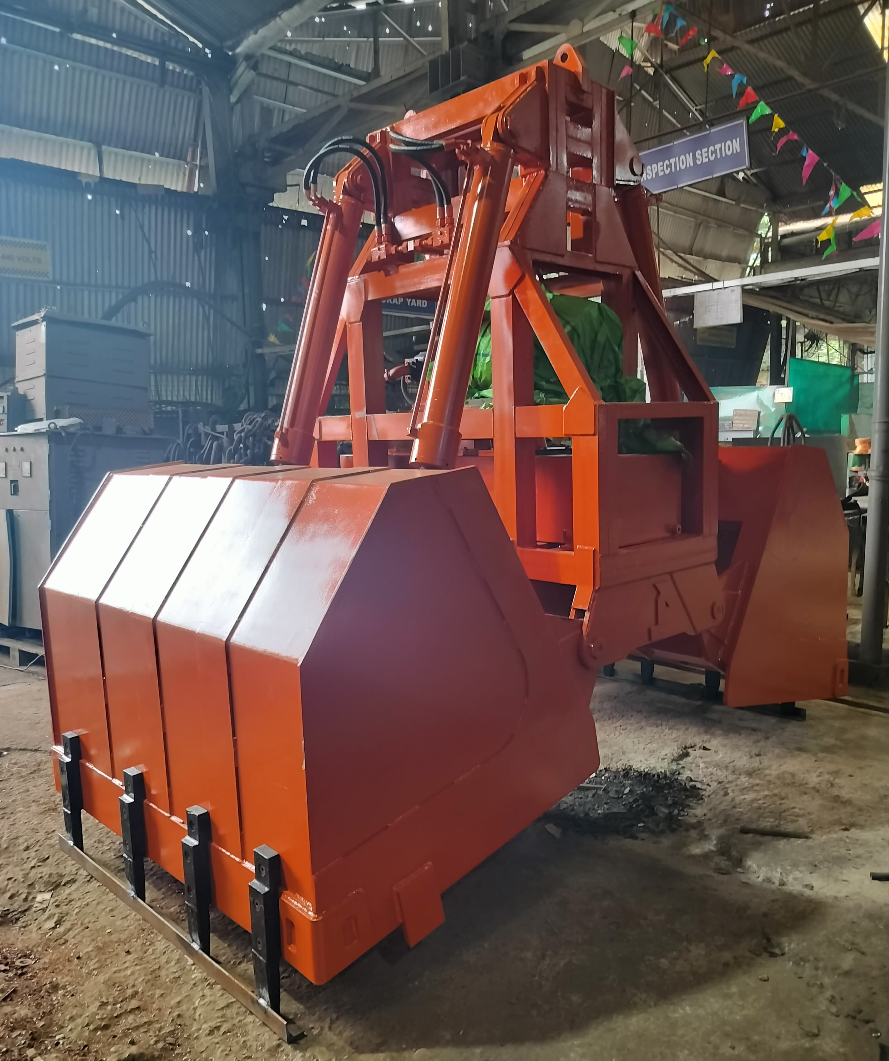 Clamshell Grab Bucket