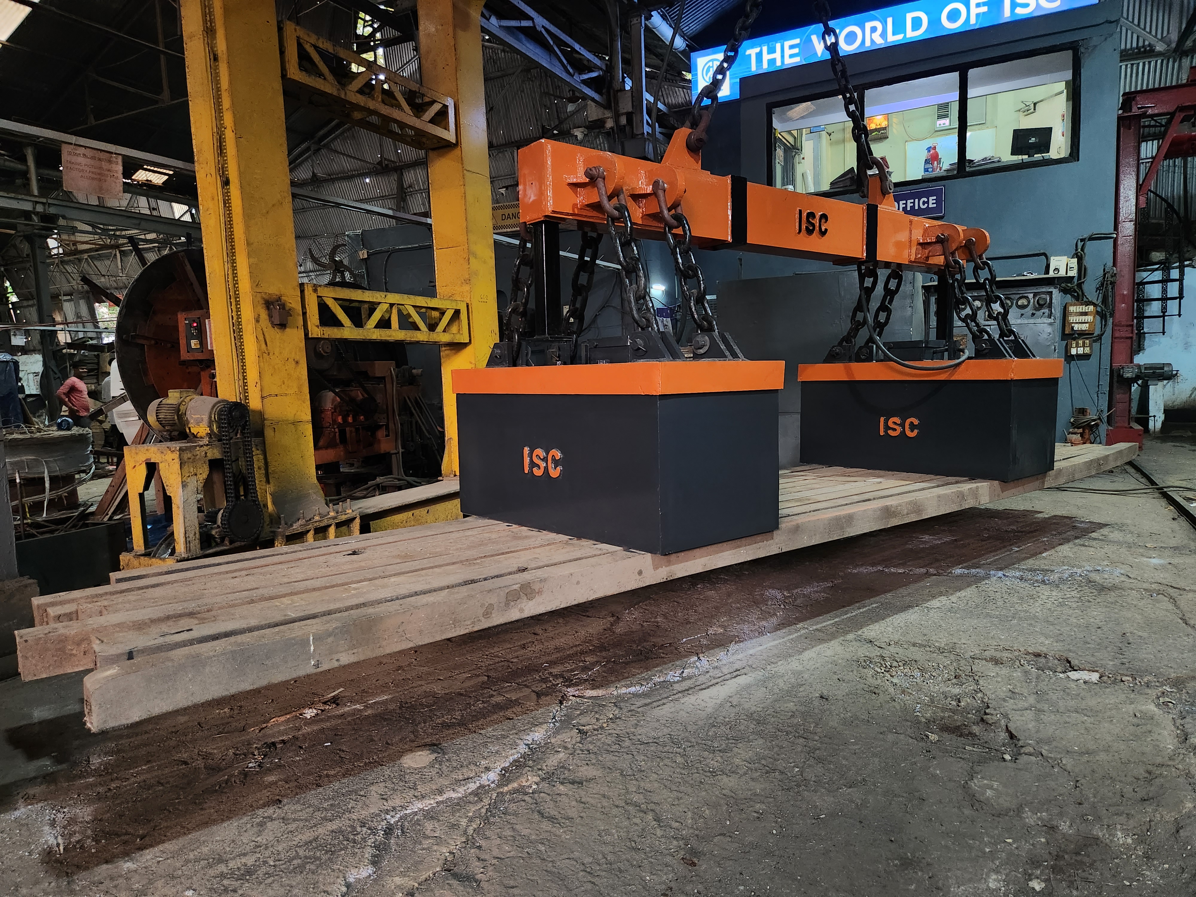 Rectangular Lifting Electromagnets